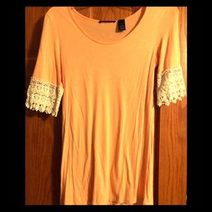 Buckle Top